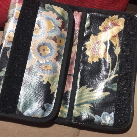 Cosmetic set Nordic house designs - Picture 9 of 11